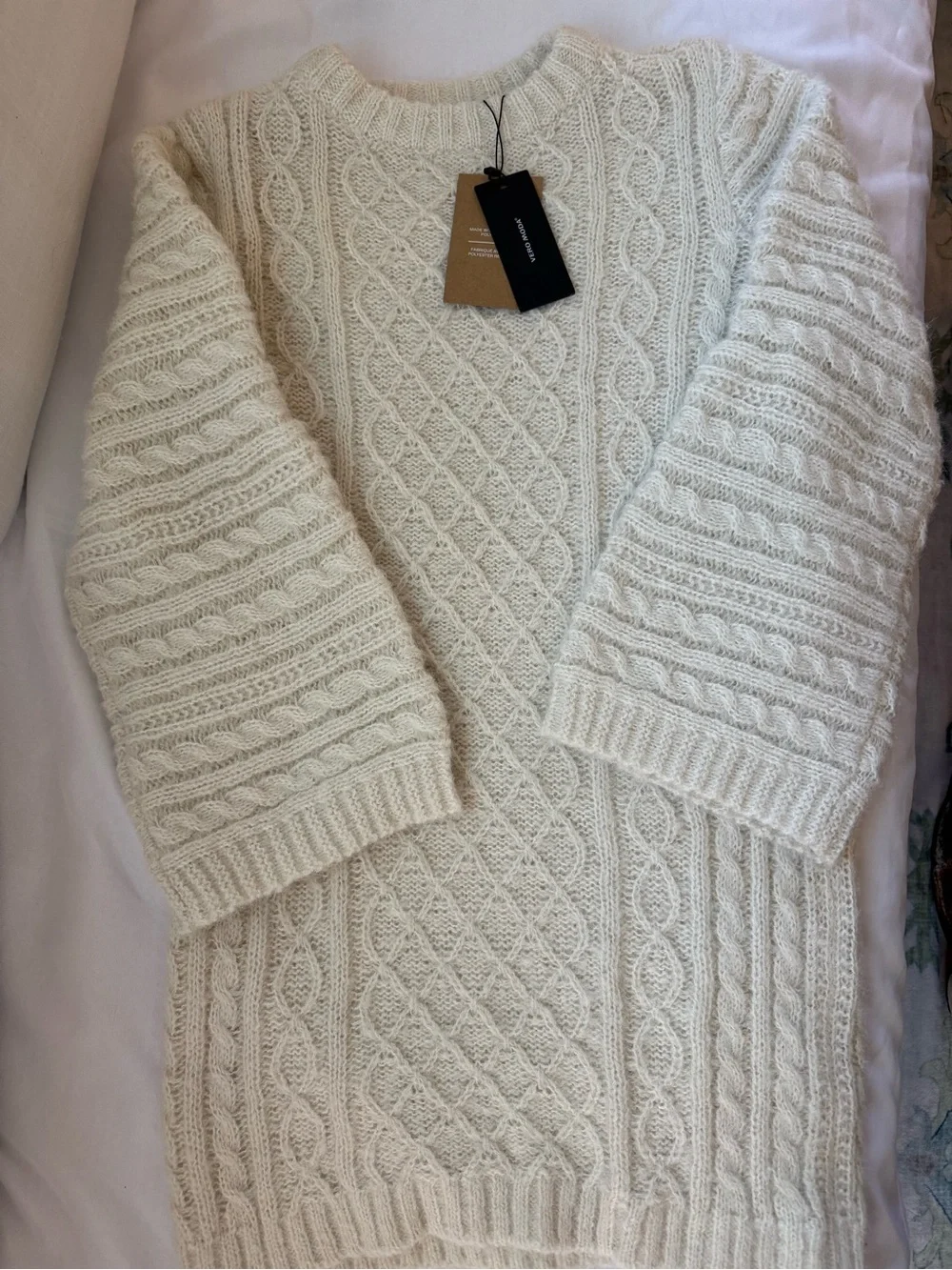 Vero Moda Cream Cable Knit Crewneck Sweater